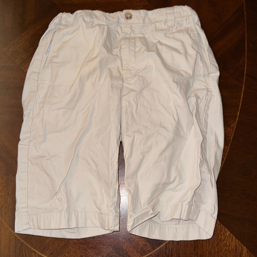 Stretchy waistband vineyard vines shorts khaki